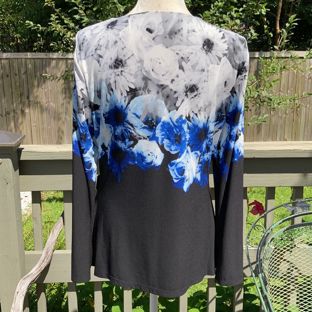 2 Fancy Calvin K Tops - Picture 4 of 16